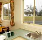 Mavis's Kitchen and Cabins - Accommodation Brisbane
