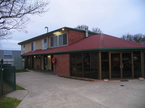 Albury-Wodonga YHA - Accommodation Brisbane 1