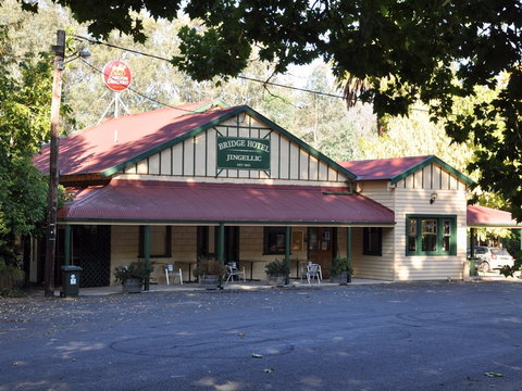 Bridge Hotel - Accommodation Brisbane 2