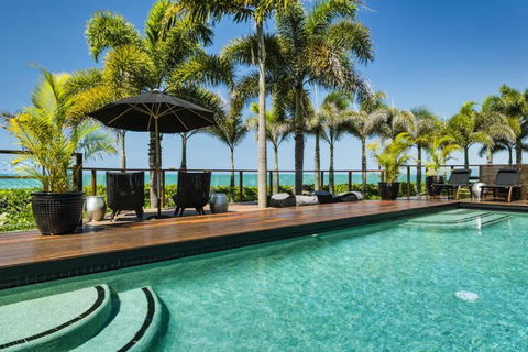 Trinity Beach Palace - Accommodation Brisbane 13