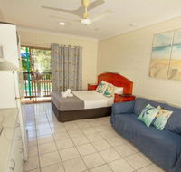 Tropical Palms Resort  4WD Hire - Accommodation Brisbane