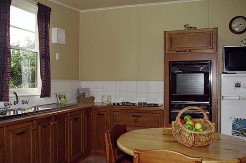 Foster YHA - Accommodation Brisbane 2