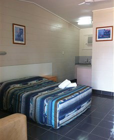 Yeppoon Surfside Motel - Accommodation Brisbane 3