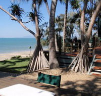 Beachfront Zilzie Holiday Home and Cottage - Accommodation Brisbane