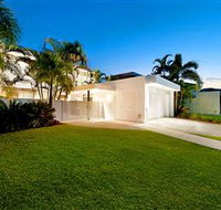 The Waterfront House - Accommodation Brisbane