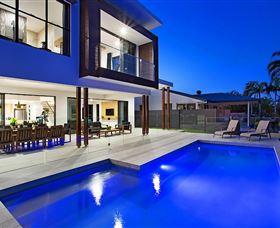 CÃ©st La Vie Elite Holiday Home - Accommodation Brisbane 1