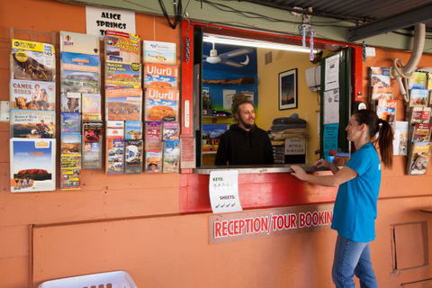 Alice Lodge Backpackers - Accommodation Brisbane 3