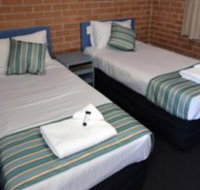 The Oaks Hotel Motel  - Accommodation Brisbane