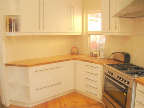 Christies Cottage For Holidays And Relocations. - Accommodation Brisbane 3