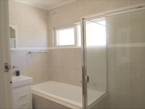 Christies Cottage For Holidays And Relocations. - Accommodation Brisbane 7