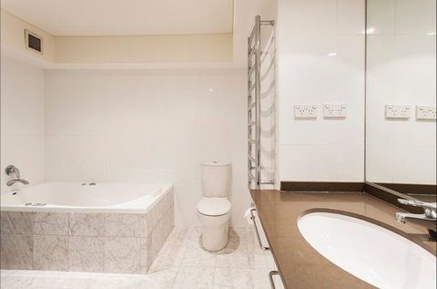 Designer Style - Accommodation Brisbane 54