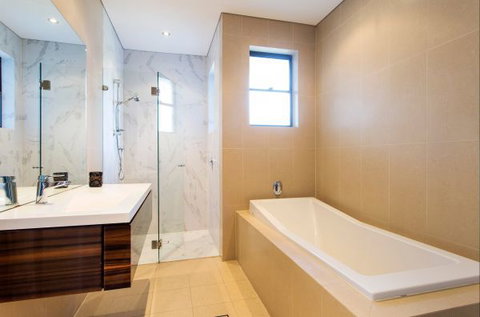 Designer Style - Accommodation Brisbane 38