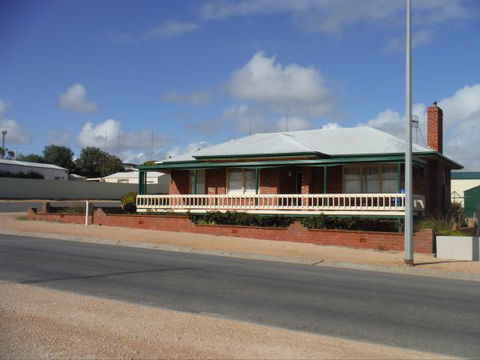 Sea Crest - Accommodation Brisbane 0