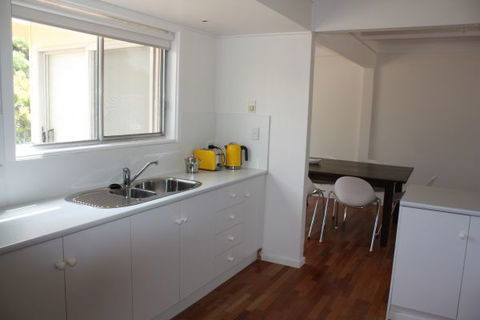 LJ Hooker Goolwa Holiday Rentals - 42 Underwood Avenue, Goolwa Beach - Accommodation Brisbane 13