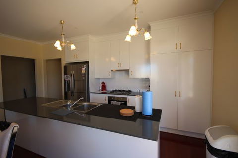 LJ Hooker Goolwa Holiday Rentals - 42 Underwood Avenue, Goolwa Beach - Accommodation Brisbane 18