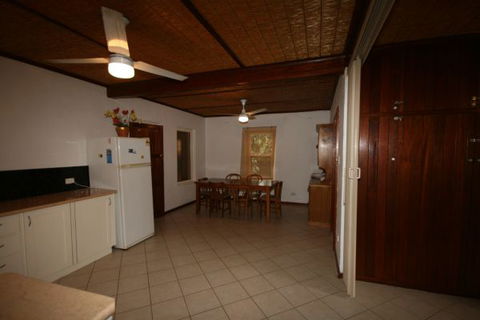 LJ Hooker Goolwa Holiday Rentals - 42 Underwood Avenue, Goolwa Beach - Accommodation Brisbane 25