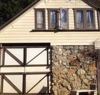 Peanuts Funny Farm - Accommodation Brisbane