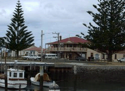 Port Albert Hotel - Accommodation Brisbane