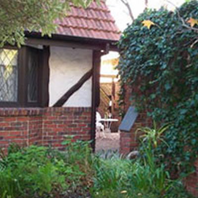 Pettswood Lodge - Accommodation Brisbane 2