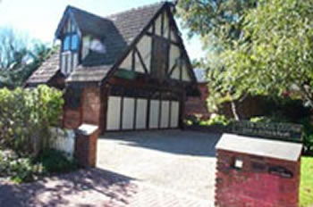 Pettswood Lodge - Accommodation Brisbane 5