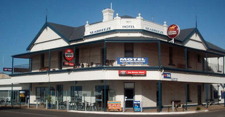 Seabreeze Hotel - Accommodation Brisbane 1
