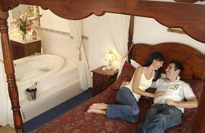 Wine & Roses Bed & Breakfast - Accommodation Brisbane 5