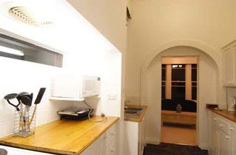 Amberley House - Accommodation Brisbane 4