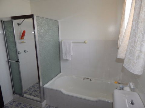 The Ugly Duckling - Accommodation Brisbane 1