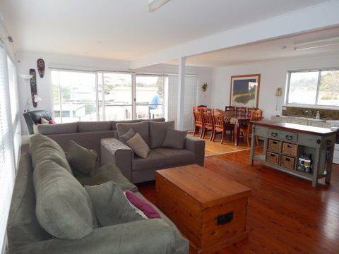 The Ugly Duckling - Accommodation Brisbane 6