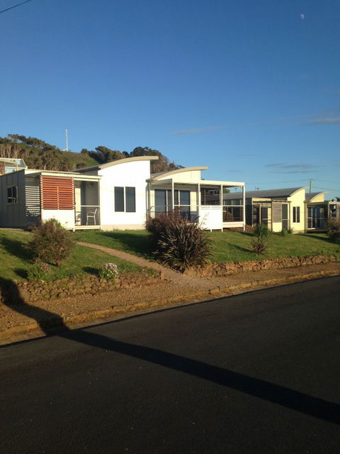 Azzure Beach Houses - Accommodation Brisbane 0