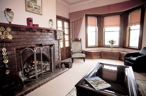 Beauchamp House - Accommodation Brisbane 3