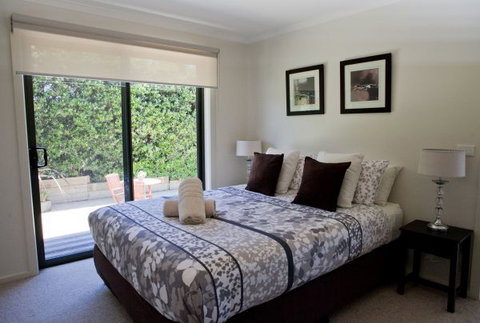 C-Deck Beach House Apartment - Accommodation Brisbane 1