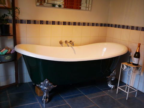 La Perrie Chalet Bed And Breakfast - Accommodation Brisbane 3