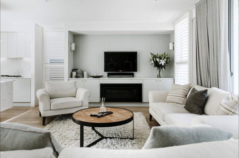 Luxico - Pearce Street - Accommodation Brisbane 3