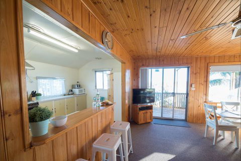Mundic Waterfront Cottages - Accommodation Brisbane 4