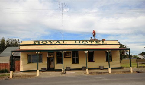 Royal Hotel Snake Valley - Accommodation Brisbane 0