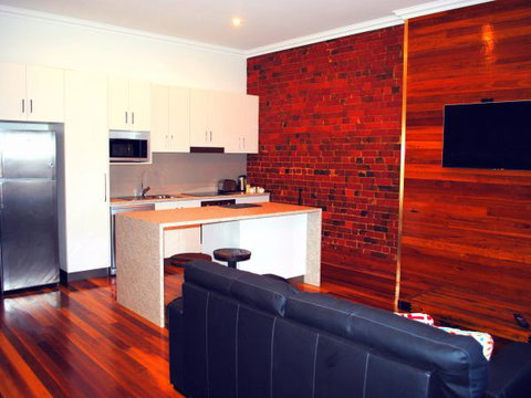 Sublime Spa Apartments On Murphy - Accommodation Brisbane 0