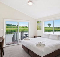 The Lakehouse at 201 - Accommodation Brisbane