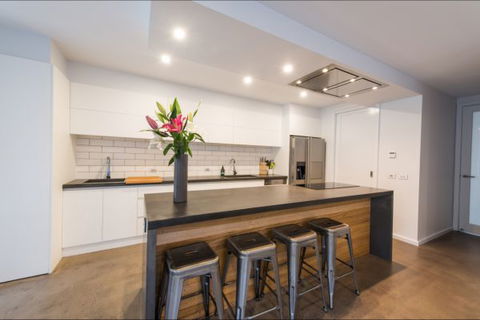 The Bright House - Accommodation Brisbane 0