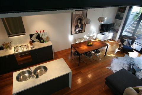 Two Five Zero / Richmond - Accommodation Brisbane 3