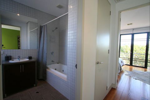 Two Five Zero / Richmond - Accommodation Brisbane 7