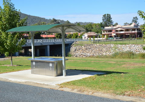 Adelong Golden Gully Caravan Park - Accommodation Brisbane 2