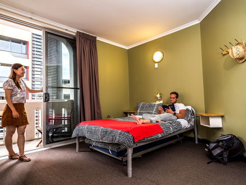 Adelaide Central YHA - Accommodation Brisbane 1