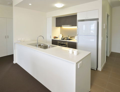 Apartments G60 Gladstone, Managed By Metro Hotels - Accommodation Brisbane 4