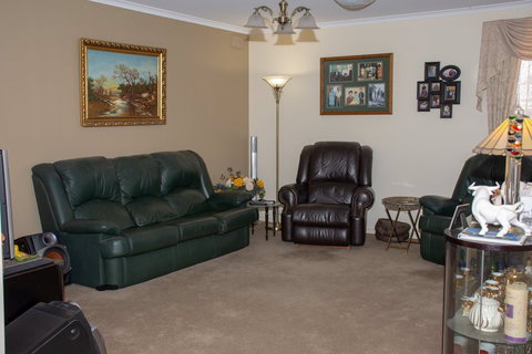 Chrissie's Palace - Accommodation Brisbane 6