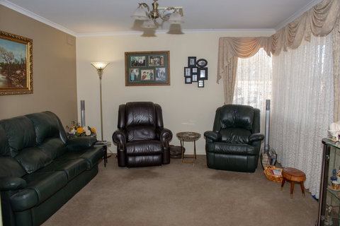 Chrissie's Palace - Accommodation Brisbane 7