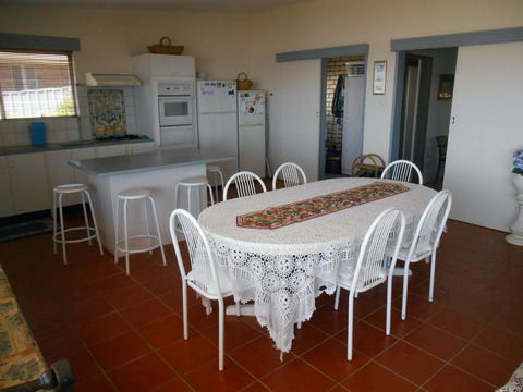 Edith's - Accommodation Brisbane 2
