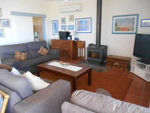 Edith's - Accommodation Brisbane 4