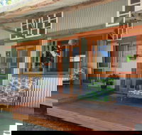 Fig Tree Retro Studio - Accommodation Brisbane