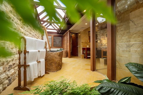 Makepeace Island - Sir Richard Branson's Australian Home - Accommodation Brisbane 3
